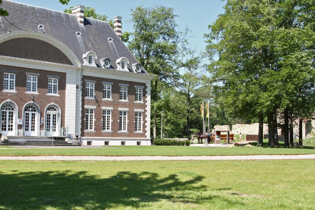 Kasteel Pietersheim Maastricht - Lanaken Ξενοδοχείο Εξωτερικό φωτογραφία